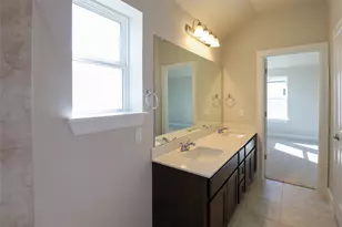 105 Bent Trl Ln, Georgetown, TX 78628 - Photo 16