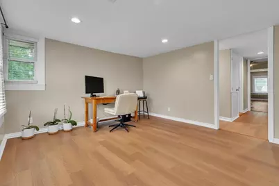 262 W Richmond Street, Giddings, TX 78942 - Photo 18