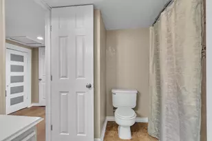 262 W Richmond St, Giddings, TX 78942 - Photo 20