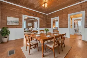 262 W Richmond St, Giddings, TX 78942 - Photo 4