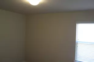 370 Evening Star Dr, Kyle, TX 78640 - Photo 6