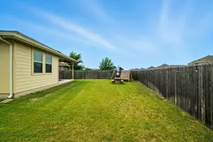 324 Mountain Valley St, Georgetown, TX 78628 - Photo 38