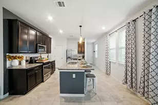 324 Mountain Valley St, Georgetown, TX 78628 - Photo 10