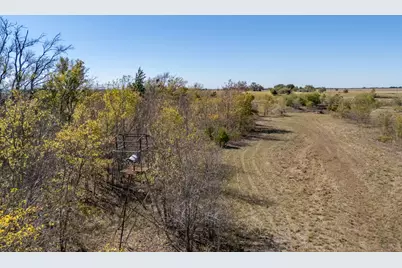 1150 County Road 432, Taylor, TX 76574 - Photo 14