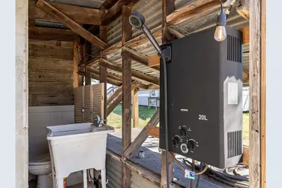 1150 County Road 432, Taylor, TX 76574 - Photo 8