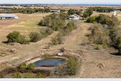 1150 County Road 432, Taylor, TX 76574 - Photo 18