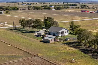 1150 County Road 432, Taylor, TX 76574 - Photo 16