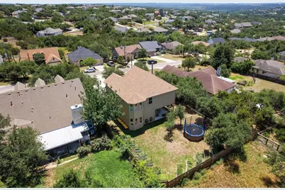 10103 Twin Lake Loop, Dripping Springs, TX 78620 - Photo 4