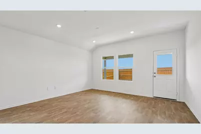 12020 Pike Bend, Mustang Ridge, TX 78610 - Photo 6