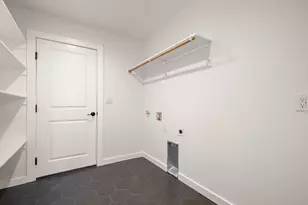 18208 Gregg Bluff Rd, Jonestown, TX 78645 - Photo 22