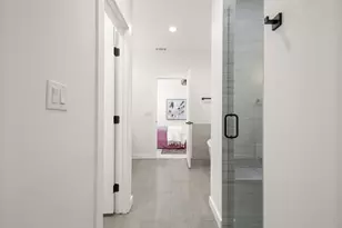 18208 Gregg Bluff Rd, Jonestown, TX 78645 - Photo 16