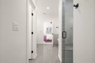 18208 Gregg Bluff Rd, Jonestown, TX 78645 - Photo 16