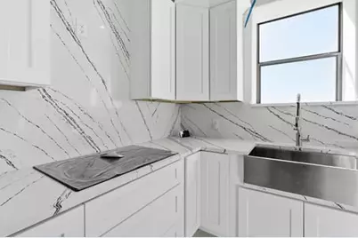 109 La Fortuna Drive, Del Valle, TX 78617 - Photo 10