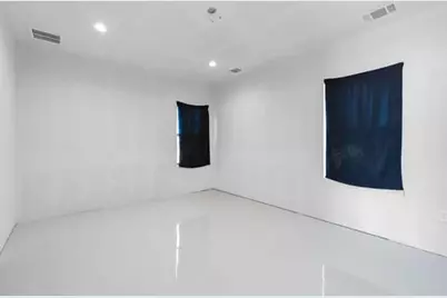 109 La Fortuna Drive, Del Valle, TX 78617 - Photo 12