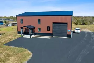 109 La Fortuna Dr, Del Valle, TX 78617 - Photo 2