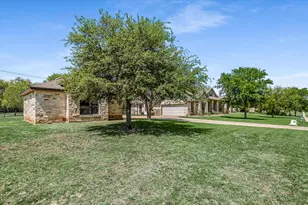 109 Kendra Dr, Liberty Hill, TX 78642 - Photo 4