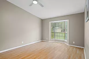 1601 Faro Dr, Austin, TX 78741 - Photo 10