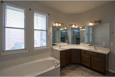 504 Oakwood Boulevard, Round Rock, TX 78681 - Photo 14