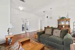 3624 Flora Vista Loop, Round Rock, TX 78681 - Photo 4