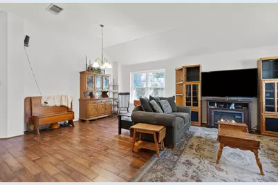 3624 Flora Vista Loop, Round Rock, TX 78681 - Photo 6