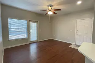 2320 Gracy Farms Ln, Austin, TX 78758 - Photo 4