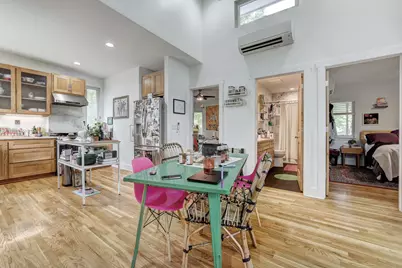 809 E 44th Street, Austin, TX 78751 - Photo 4