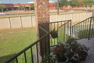 606 Point Run Dr, Pflugerville, TX 78660 - Photo 2