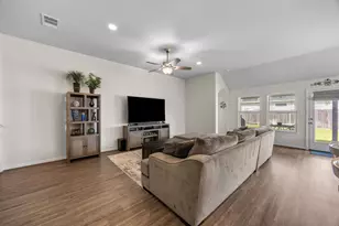 101 Ozark Dr, Hutto, TX 78634 - Photo 16