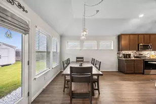 101 Ozark Dr, Hutto, TX 78634 - Photo 22