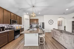 101 Ozark Dr, Hutto, TX 78634 - Photo 20