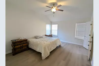 2008 Petrified Forest Drive, Austin, TX 78747 - Photo 12