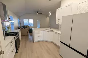 2008 Petrified Forest Dr, Austin, TX 78747 - Photo 6