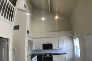 502 W 17th St, Austin, TX 78701 - Photo 4