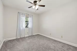 224 Maple Dr, Mountain City, TX 78610 - Photo 28