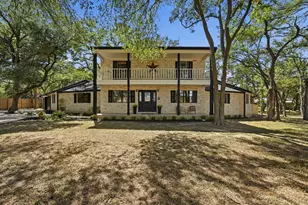 224 Maple Dr, Mountain City, TX 78610 - Photo 10