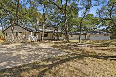 224 Maple Drive, Mountain City, TX 78610 - Photo 8