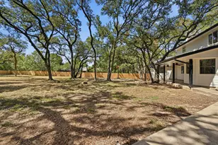 224 Maple Dr, Mountain City, TX 78610 - Photo 36