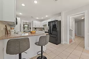 224 Maple Dr, Mountain City, TX 78610 - Photo 18