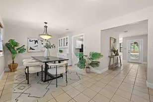 224 Maple Dr, Mountain City, TX 78610 - Photo 10