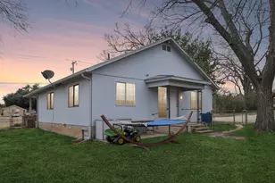 528 Old McDade Rd, Elgin, TX 78621 - Photo 22