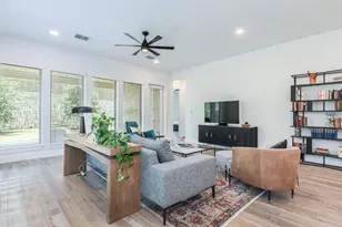 205 William Clayton Dr, Buda, TX 78610 - Photo 14