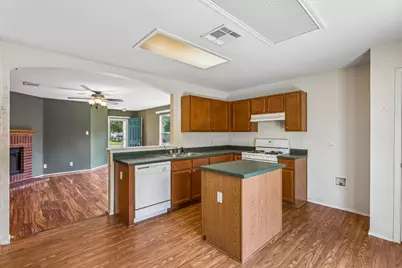 747 Blair Avenue, Bastrop, TX 78602 - Photo 6