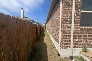 7009 Sienna Rouge Path, Austin, TX 78744 - Photo 20