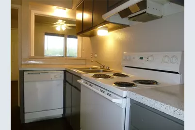 3000 Guadalupe Street #313, Austin, TX 78705 - Photo 6