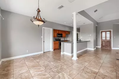 1607 Clubhouse Hill Drive, Spicewood, TX 78669 - Photo 12