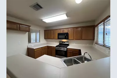 1619 Harness Race Way, Pflugerville, TX 78660 - Photo 6