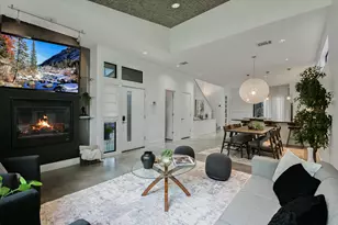613 W Johanna St, Austin, TX 78704 - Photo 4
