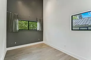 613 W Johanna St, Austin, TX 78704 - Photo 16