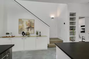 613 W Johanna St, Austin, TX 78704 - Photo 10