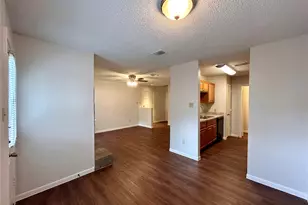 8910 Schick Rd, Austin, TX 78729 - Photo 4